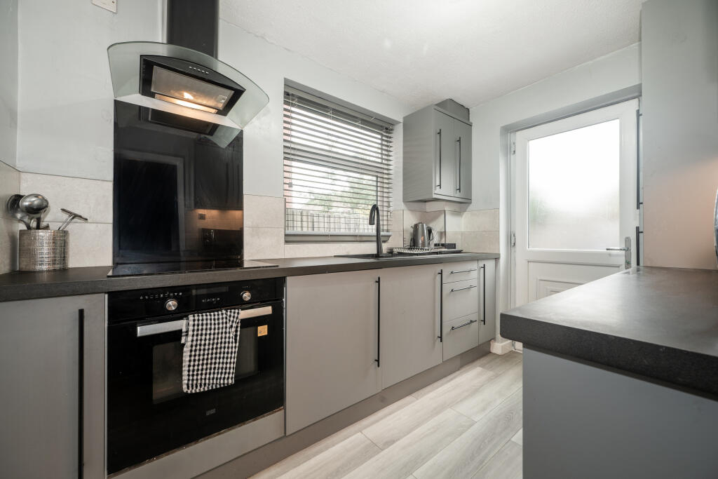 House in St Helens, Broad Oak - More