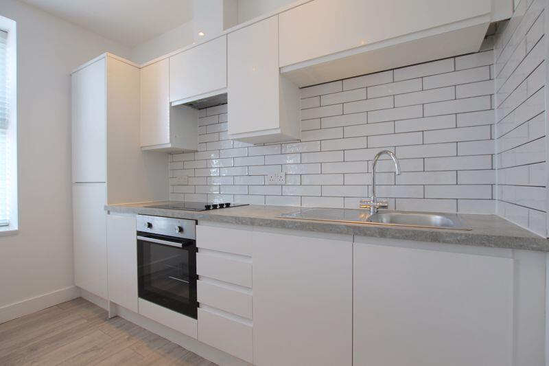 Apartment in Cardiff - View 3