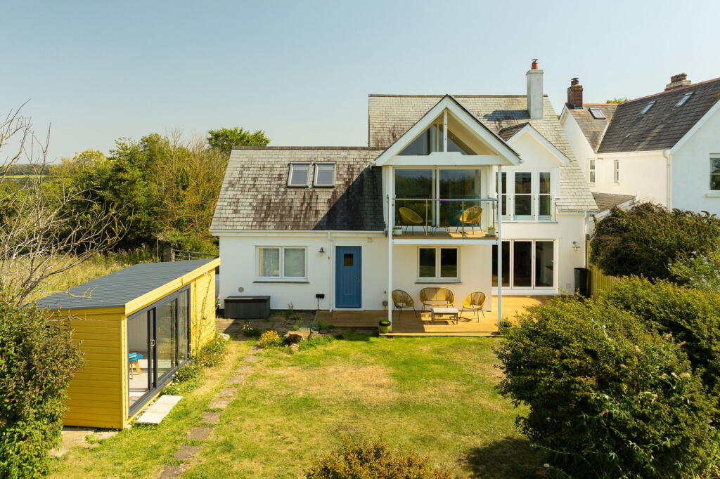 Main image of property: Island View, Abbotsham