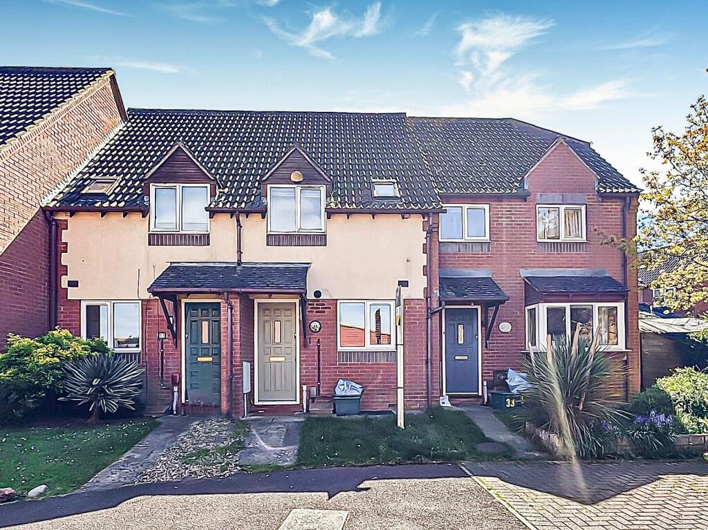 Main image of property: Hasfield Close, Quedgeley, Gloucester, GL2 4GJ
