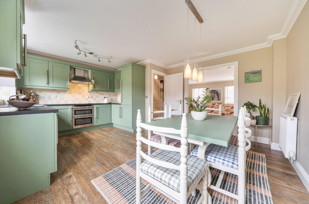 House in West Suffolk, Mildenhall Road Estate, Bury St Edmunds - View 4