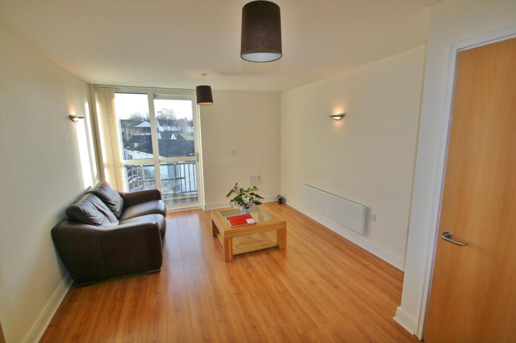 Apartment in East Hertfordshire, Bishop's Stortford - View 3