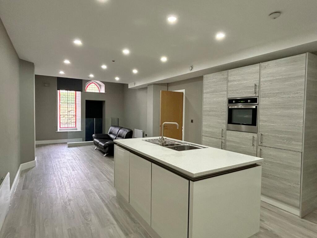 Main image of property: The Ashwood, Ashwood Villas, 44 Headingley Lane, Leeds, LS6