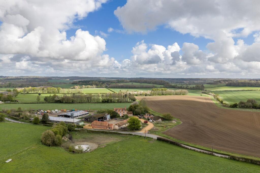 Kintbury Holt Farm Buildings &amp; Land