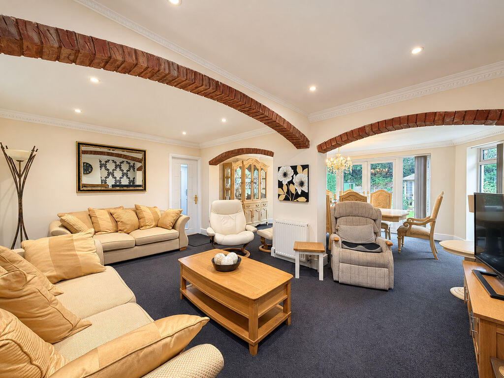 House in South Staffordshire, Great Wyrley - View 5