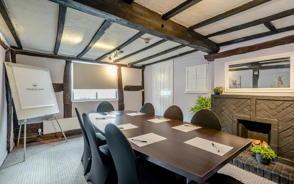 8685200-interior07.jpg