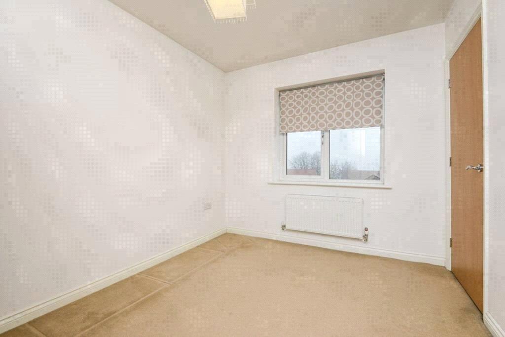Maple Court, Leeds, LS14 - More