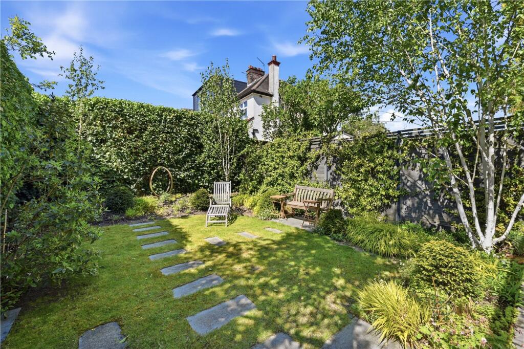 House in London - More