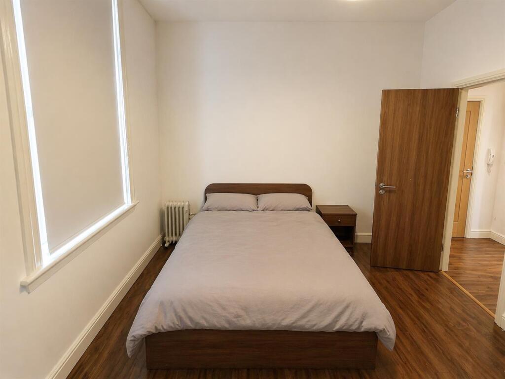2 bedroom house for rent