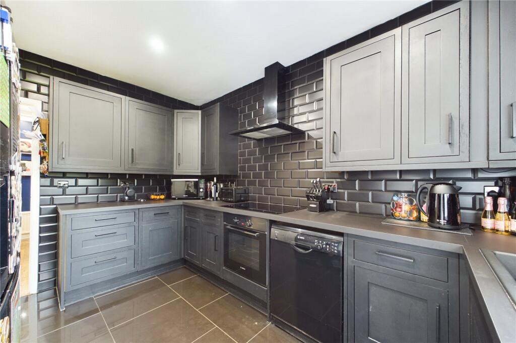 Polsted Road, Tilehurst, Reading, Berkshire, RG31 photo 3