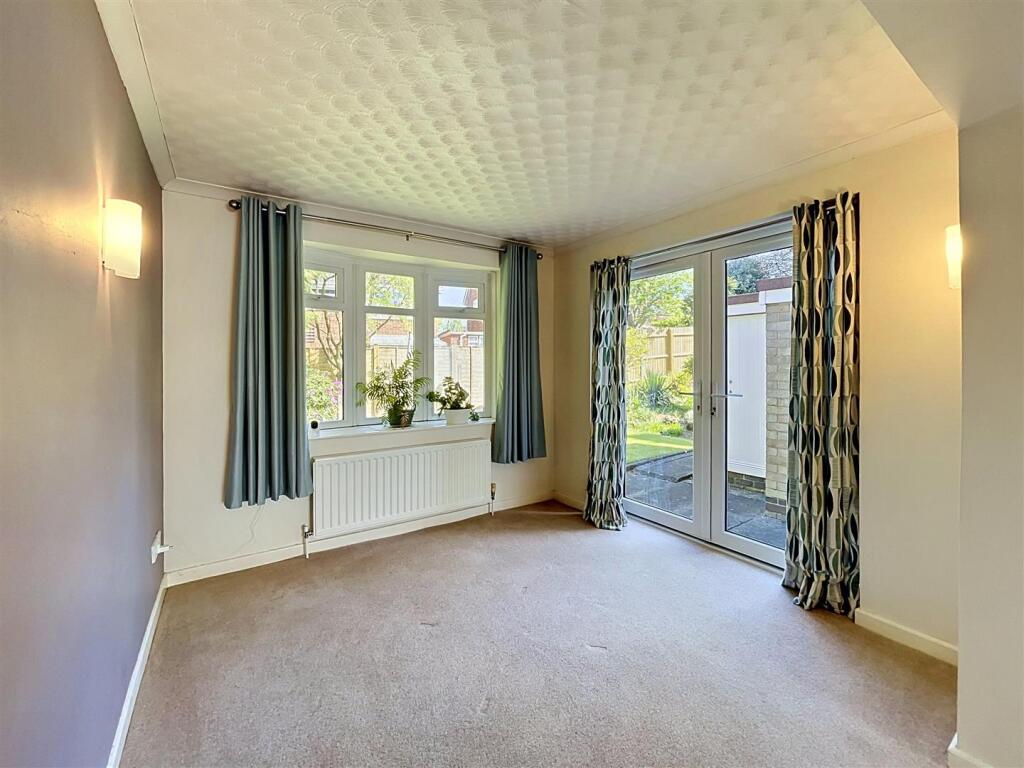 Priorsfield Road, Kenilworth photo 4