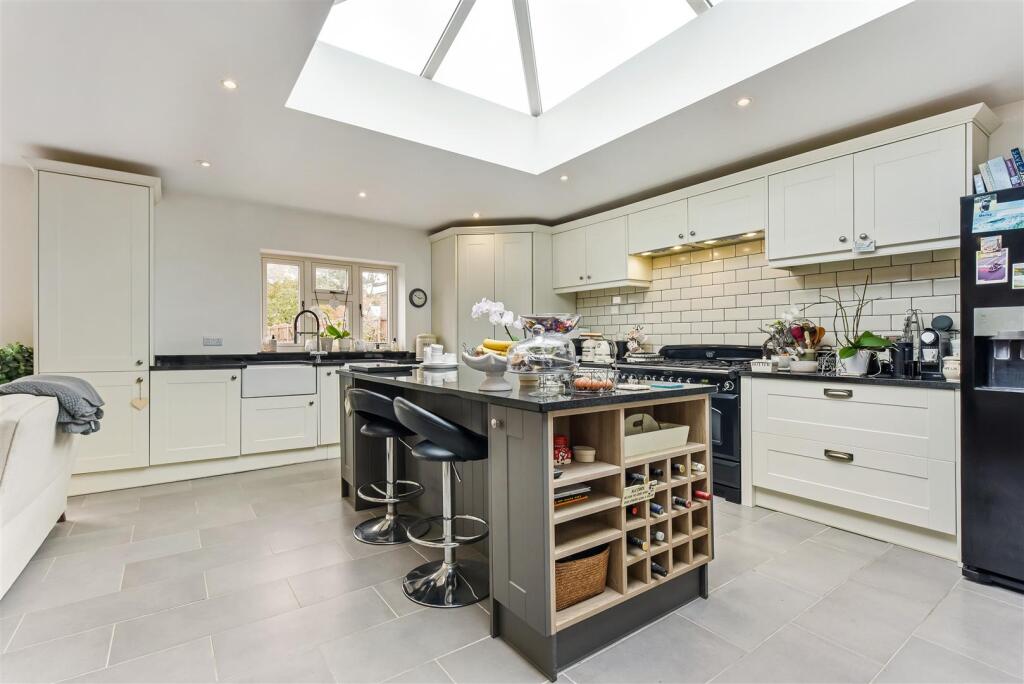 4-bed detached on Elm Grove, Barnham, £750,000