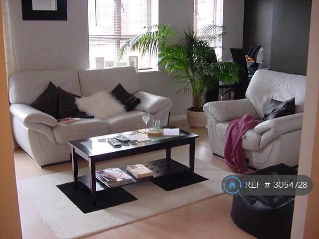 Main image of property: Grove Road, Luton, LU1