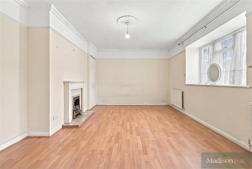 House in London - View 3