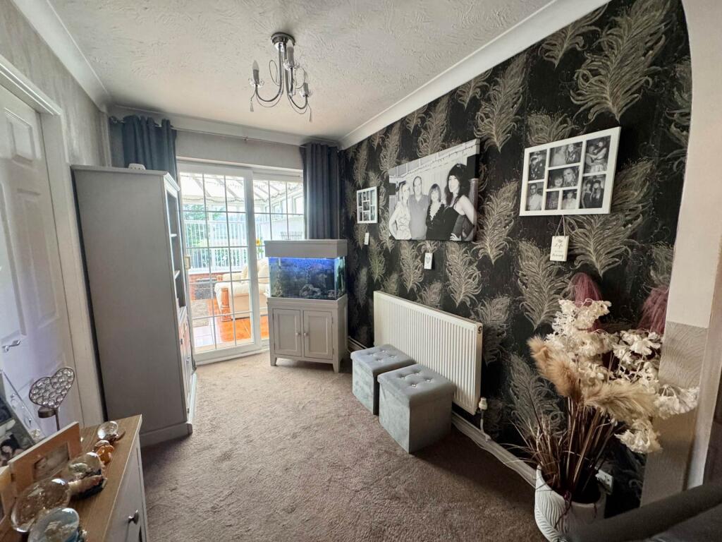 Finch Meadow Close,  Fazakerley photo 4