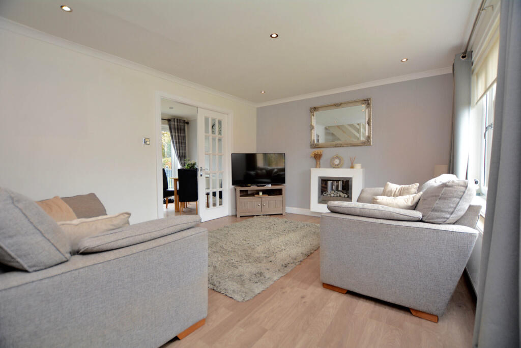 7 Gadgirth Court, Coylton, KA6 6NU photo 3