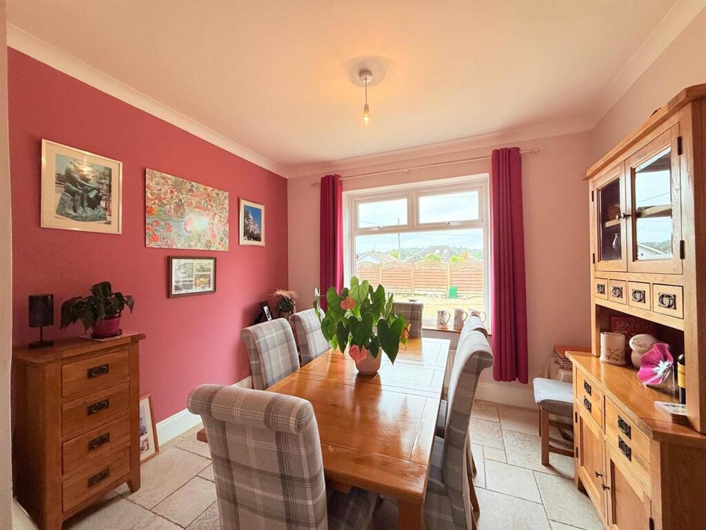 Wimborne Road West, Wimborne - View 5