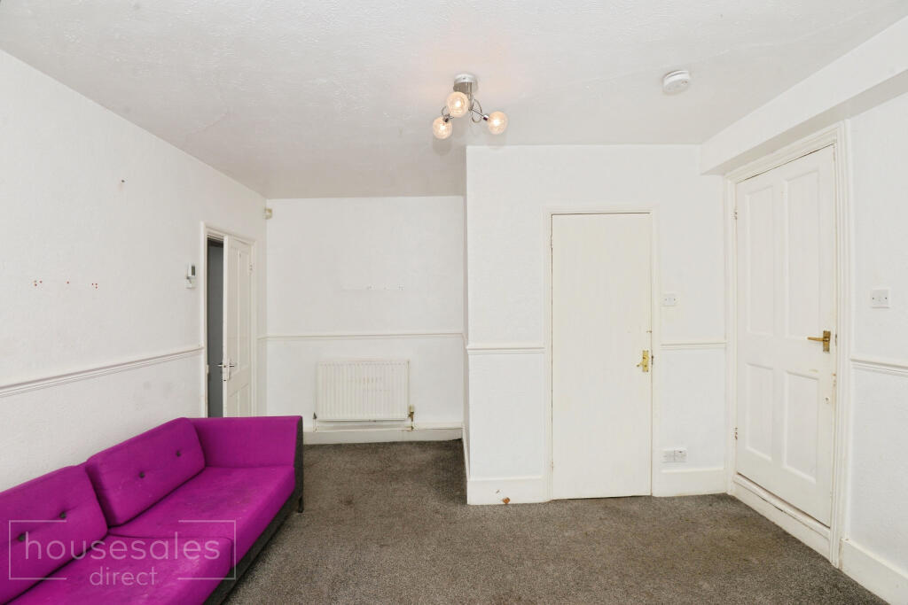 Apartment in High Wycombe, Castlefield - More