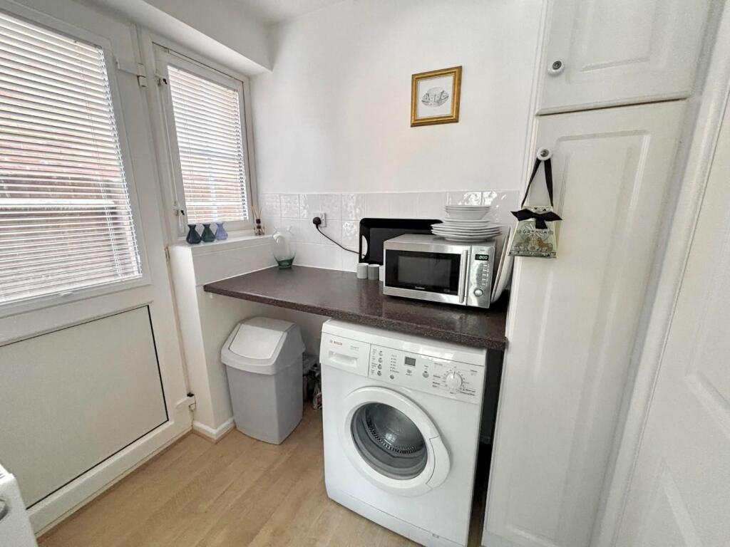 House in Northampton, Wootton - View 5