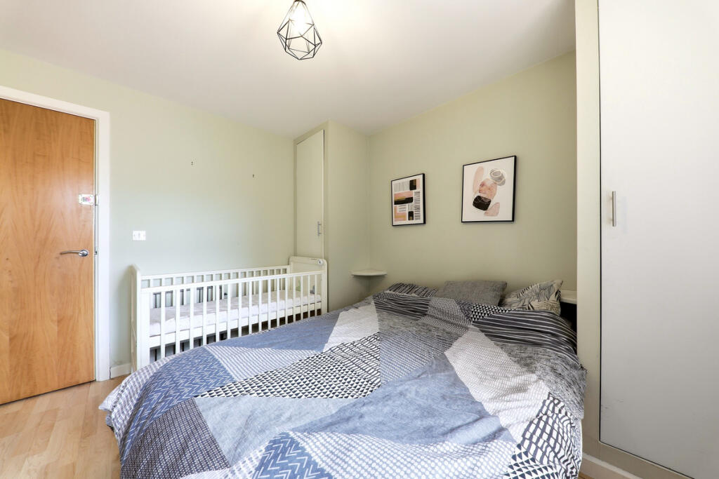 Apartment in Leeds - View 5