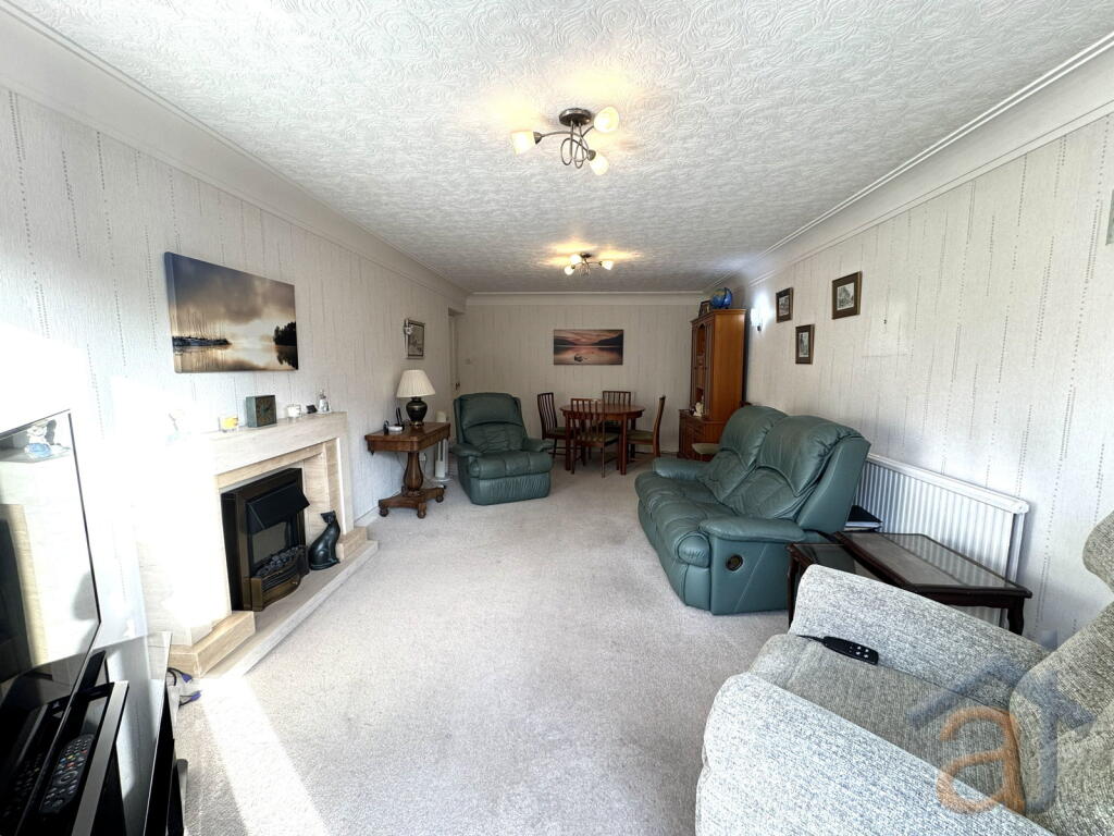 Park Crescent, Southport, PR9 9LE photo 3
