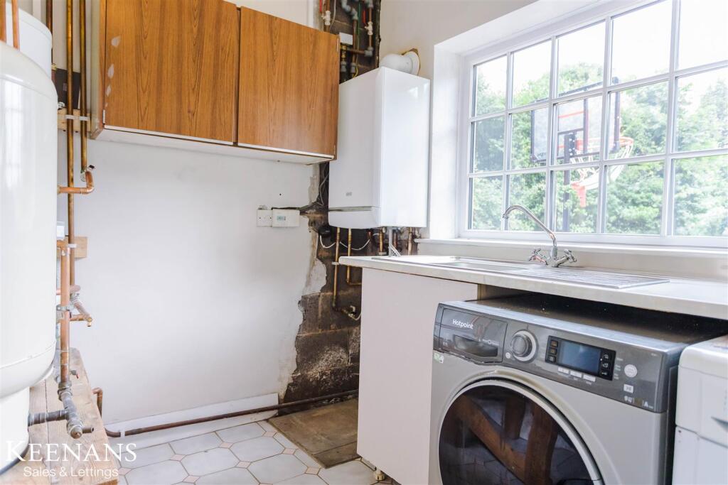 Additional image 17 of Reedley Drive, Burnley