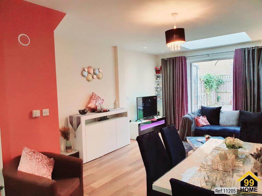 House in Romford - View 2