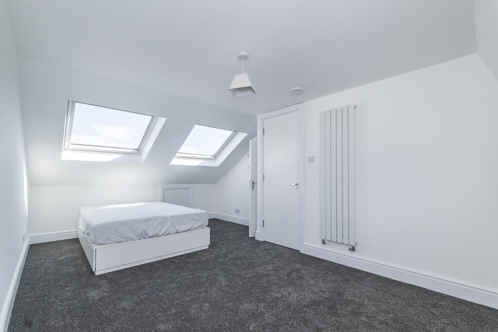 Apartment in London - View 4