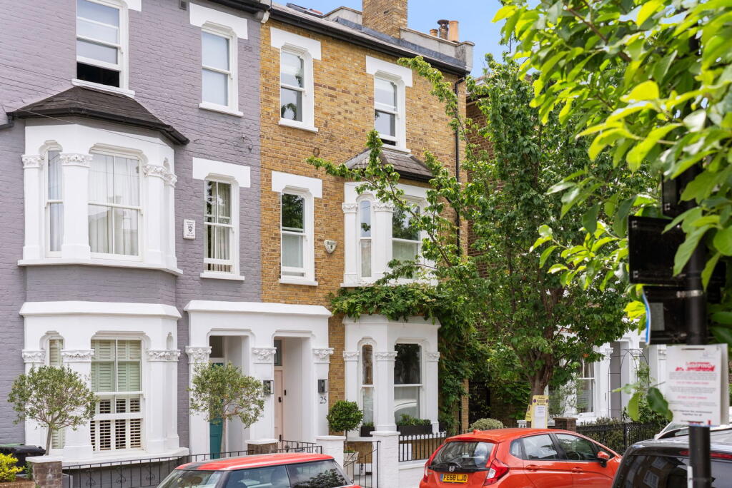 Main image of property: Macfarlane Road, London, W12
