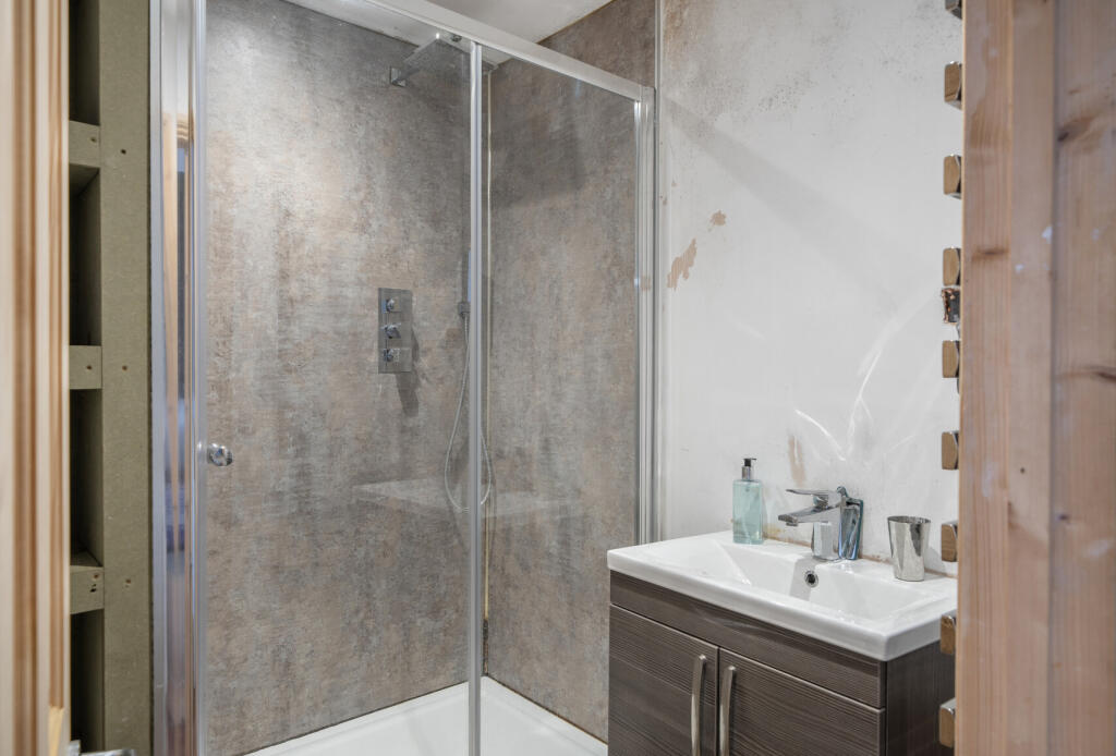 Additional image 13 of Devonshire Place, Bath, Somerset, BA2