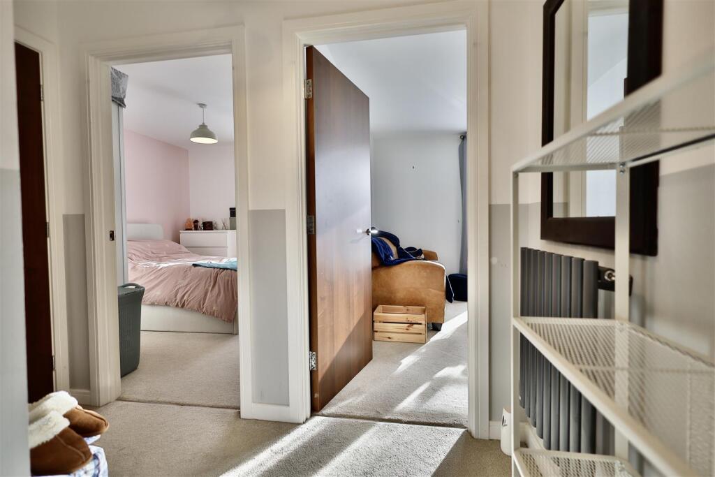 Apartment in Gateshead, North East - View 4