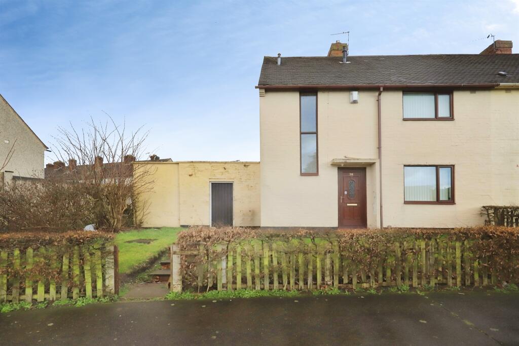 House in Wolverhampton, West Midlands - View 2