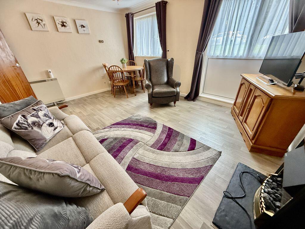 Apartment in Birmingham, West Midlands - View 3