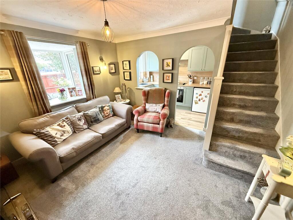 Enmore Close, Burnham On Sea, Somerset, TA8 photo 2