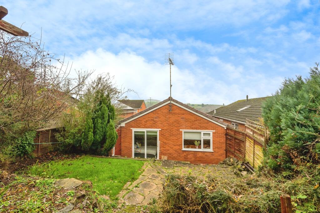 Woodthorpe Drive, Bewdley, DY12 photo 2