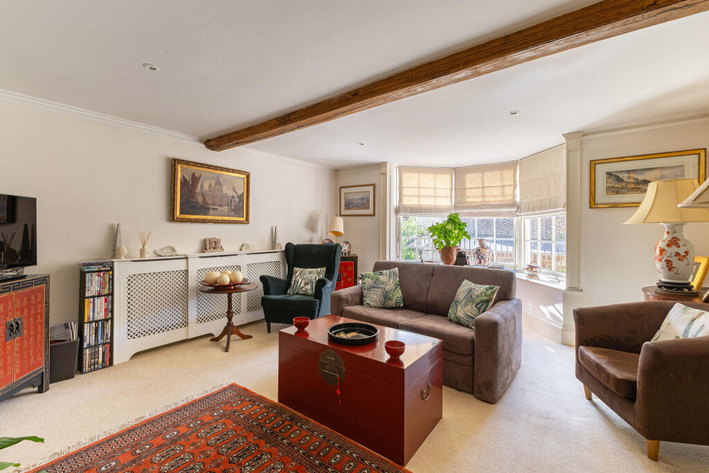 House in Reading - View 4