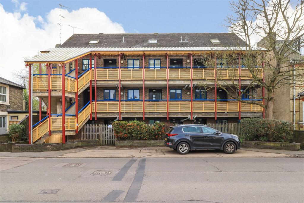 Main image of property: Victoria Road, Cambridge
