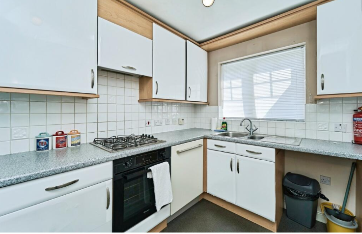 House in Sandwell, Yew Tree - View 5