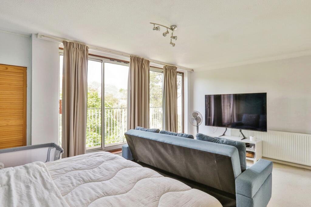 Main image of property: Christchurch Road, Bournemouth, Dorset, BH1