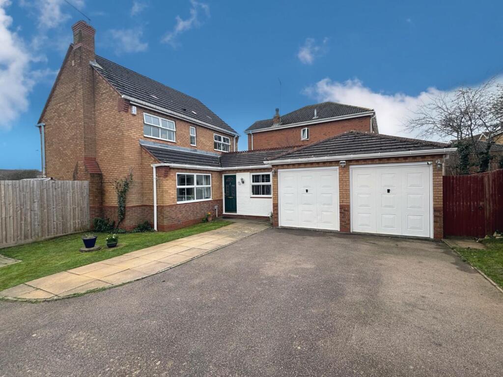 Main image of property: Middle Greeve, Wootton Fields, Northampton NN4