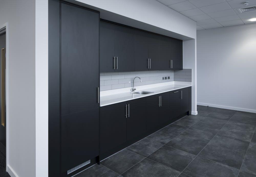 Kitchenette.jpg