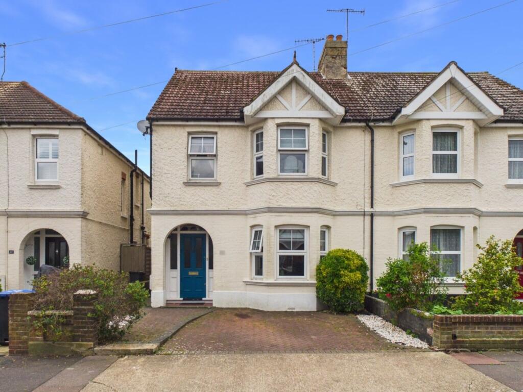 Main image of property: Kingsland Road, Worthing, BN14 9ED