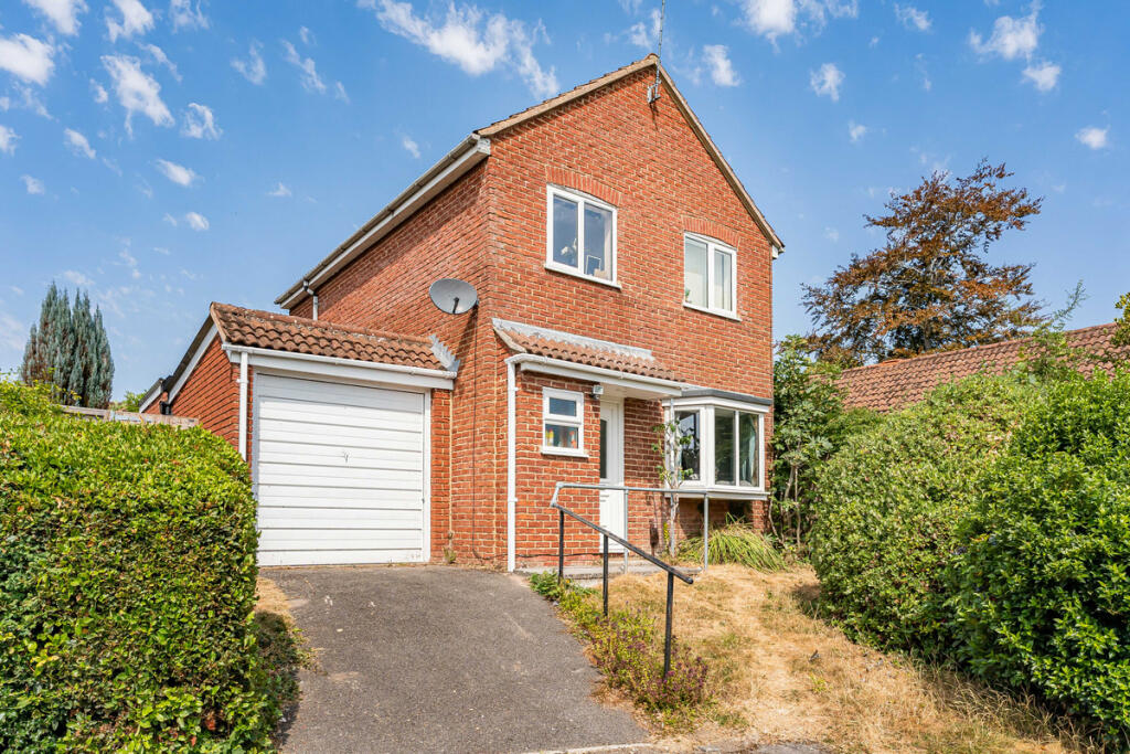 Main image of property: Priory Orchard, Wantage, OX12