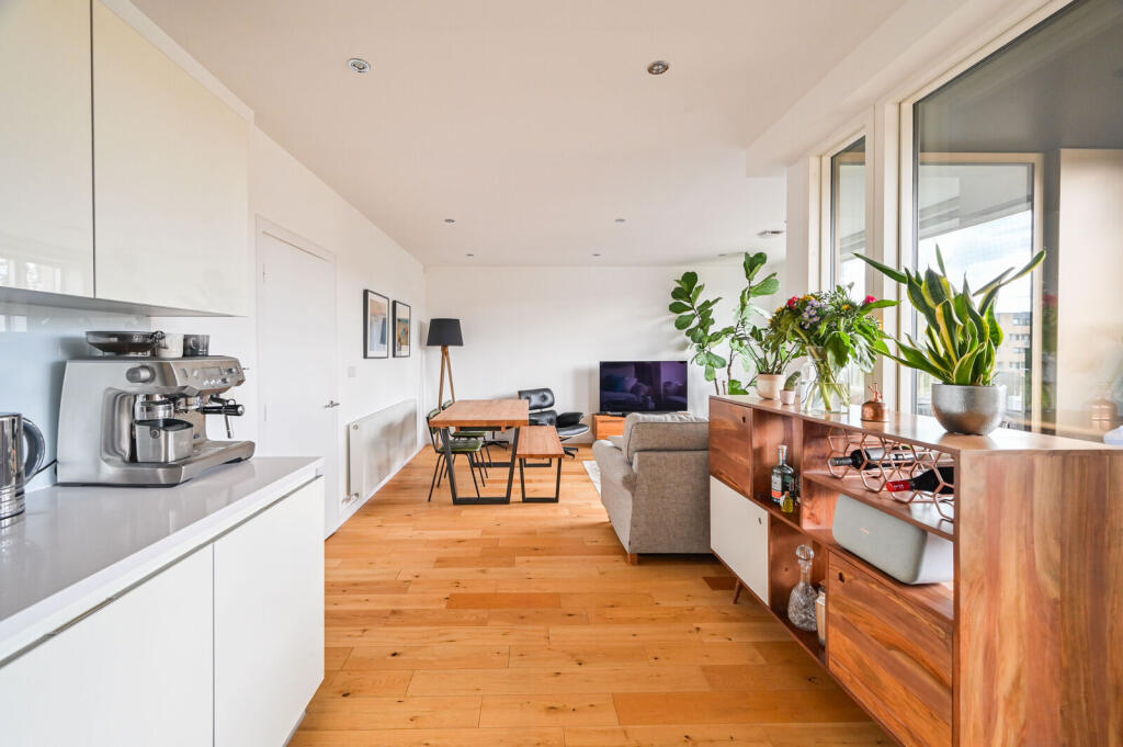 Apartment in London - View 4