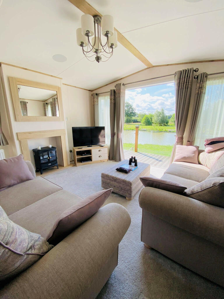 Fell End Caravan Park, Milnthorpe, Cumbria, LA77BS photo 4