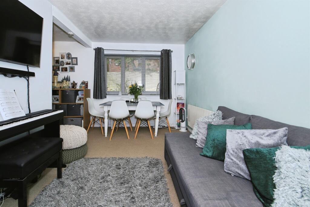 House in Huntingdonshire, Yaxley - View 2