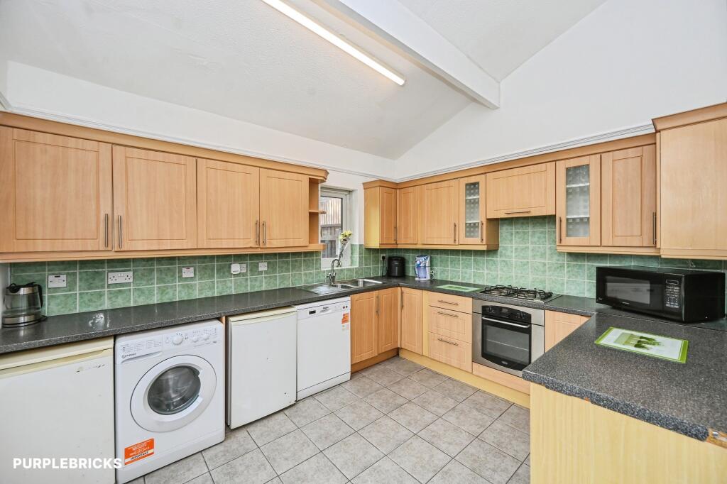 Penketh Court, Runcorn, WA7 photo 3