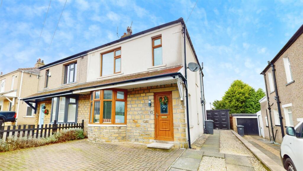 Main image of property: Newlands Grove, Northowram, Halifax