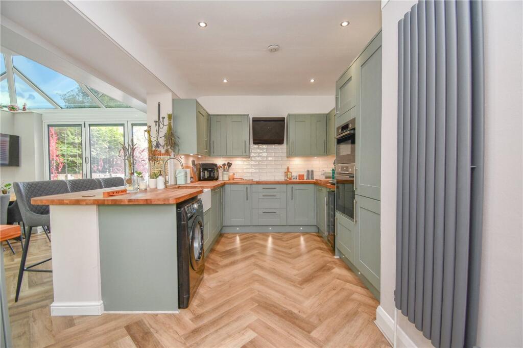 Acton Lane, Moreton, Wirral photo 4