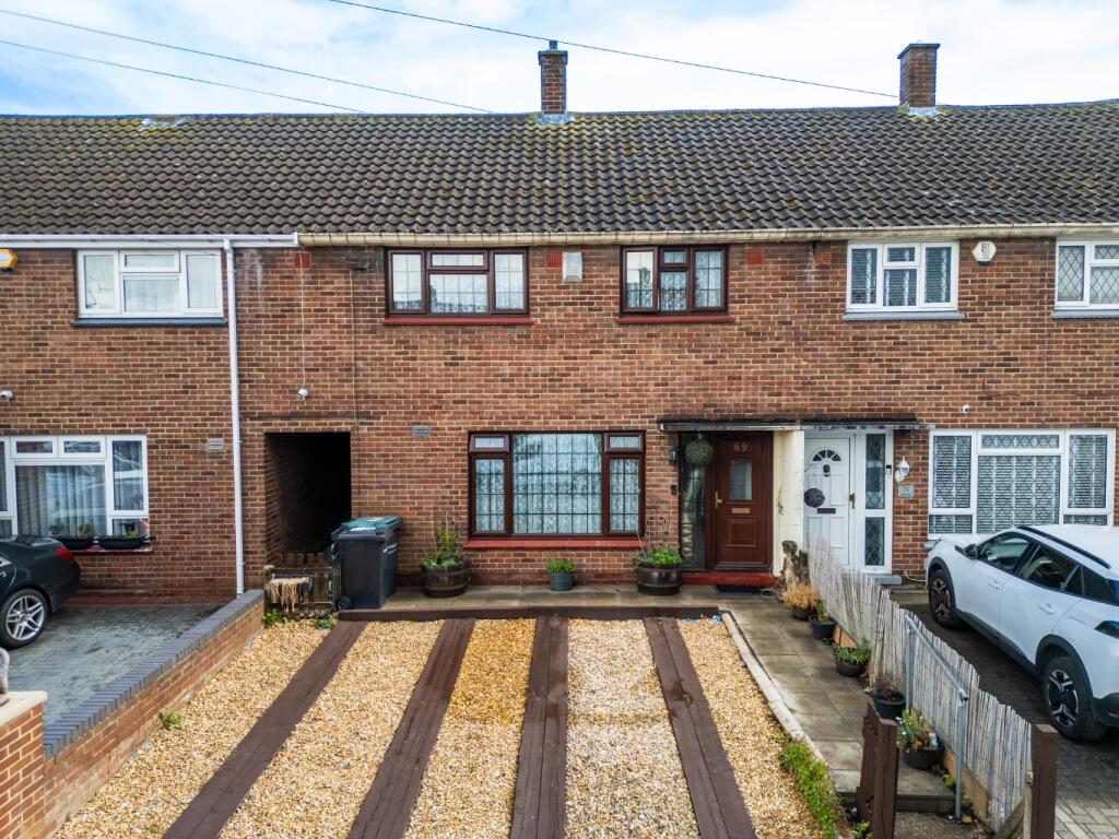 Main image of property: St. Gregorys Crescent, Gravesend, Kent, DA12